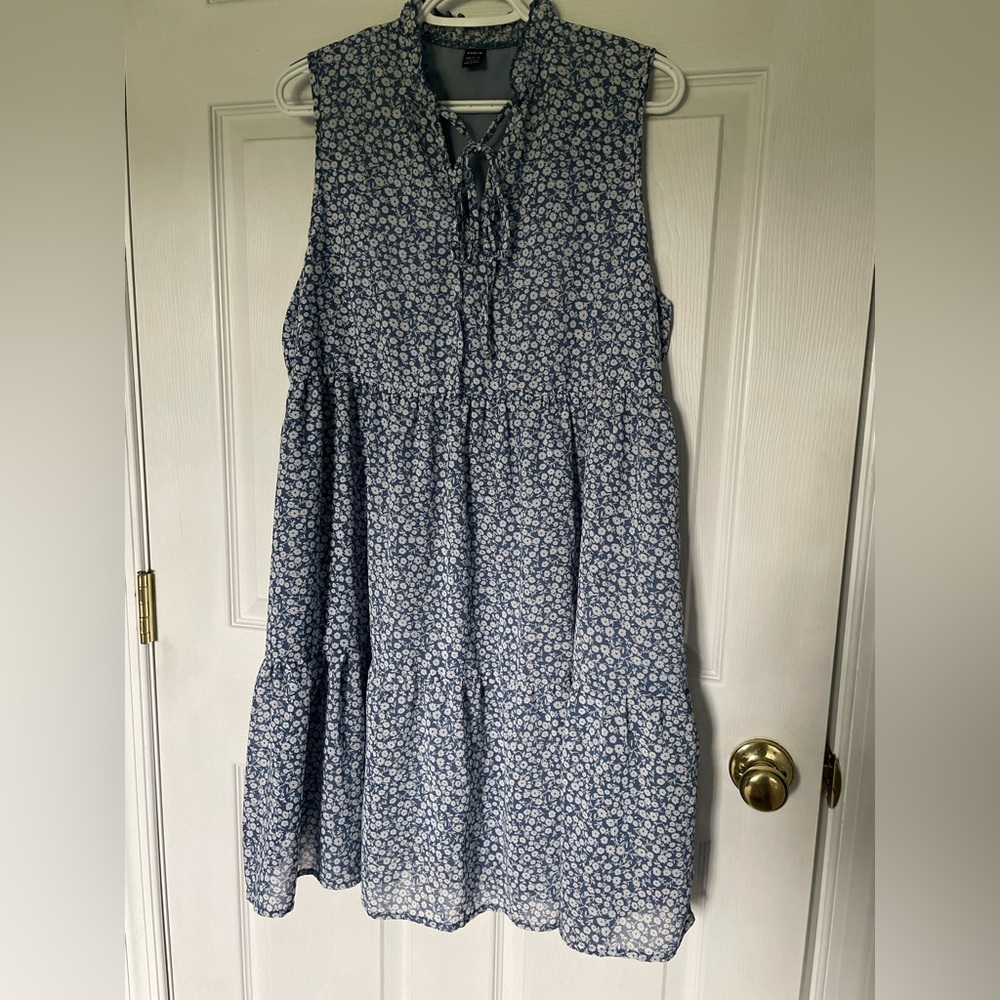 Floral high-neck Maternity dress